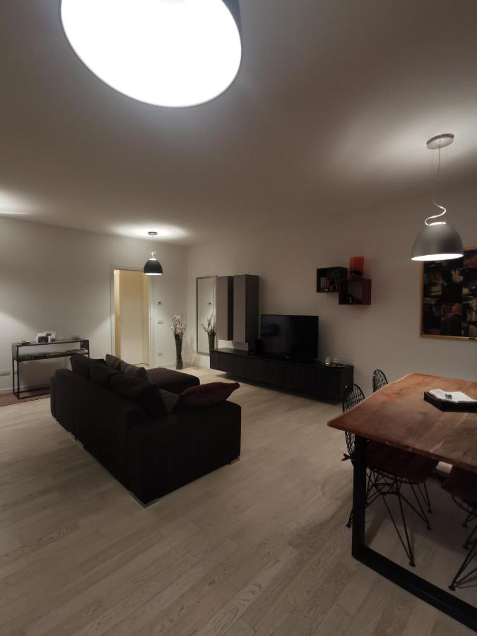 La Casa Di Greta Apartman Monza Kültér fotó